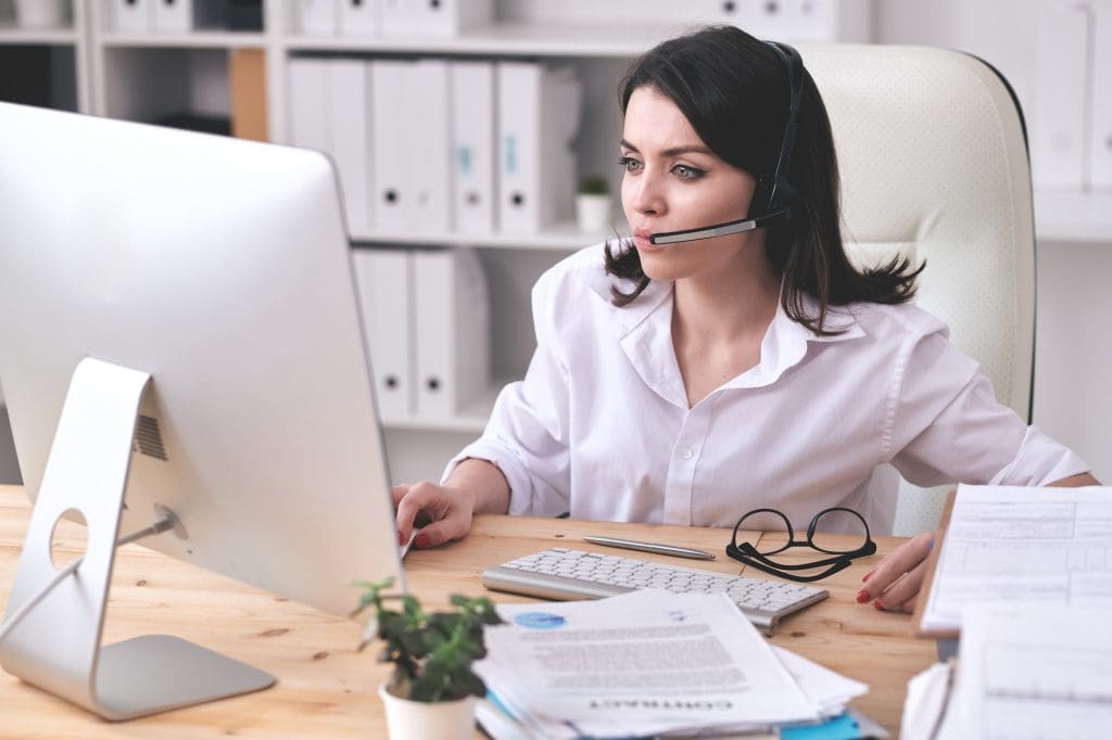 Customer service operator at work